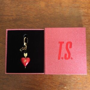Taylor swift keychain